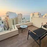 B & M Penthouse