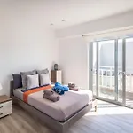 B & M Penthouse Apartment