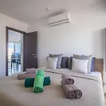 B & M Penthouse *
