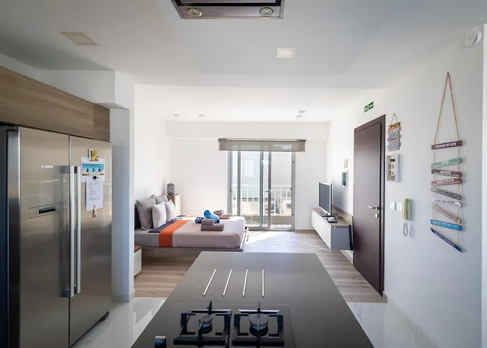 Appartement B & M Penthouse St. Paul's Bay